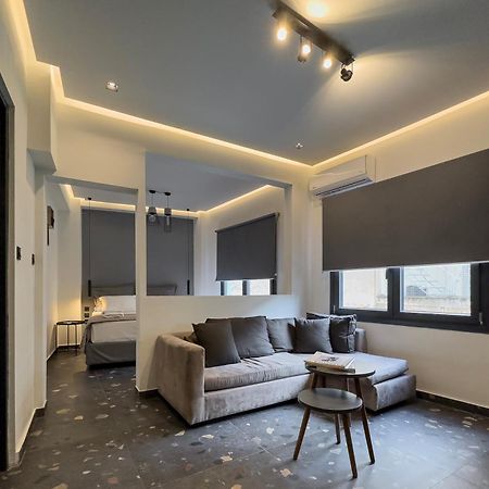 Furla Suites Атина Екстериор снимка
