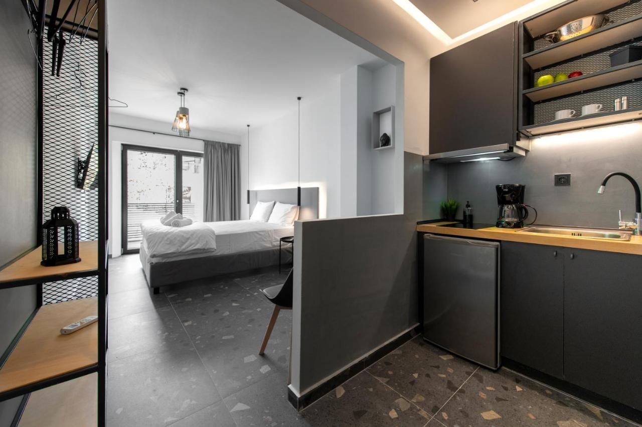 Furla Suites Атина Екстериор снимка