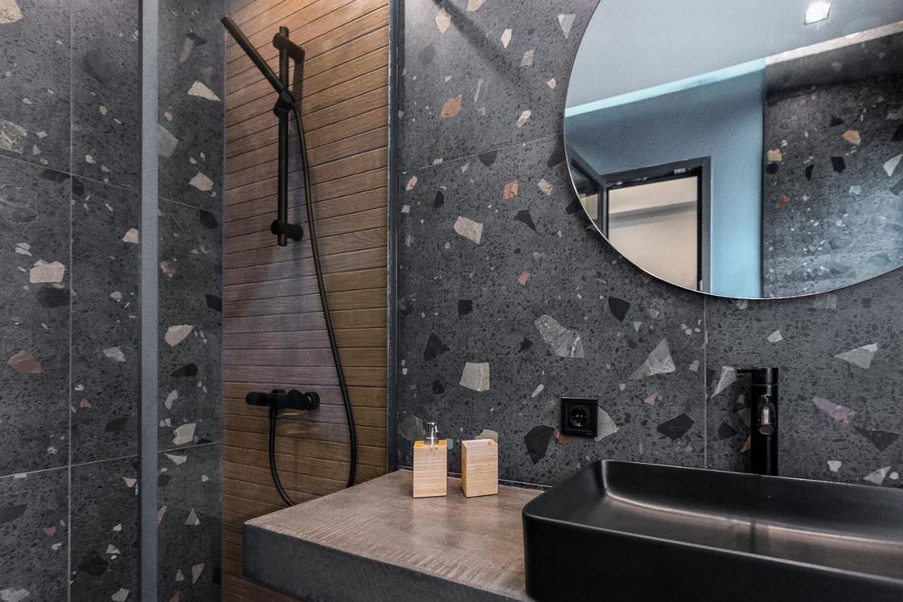Furla Suites Атина Екстериор снимка