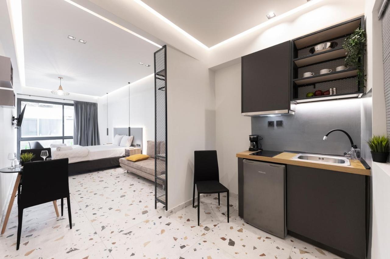 Furla Suites Атина Екстериор снимка