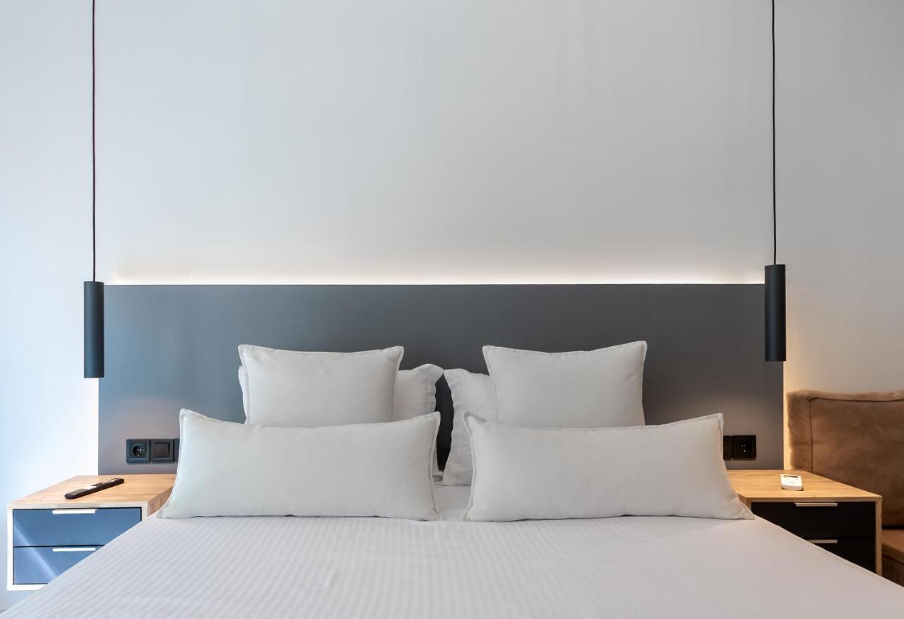 Furla Suites Атина Екстериор снимка