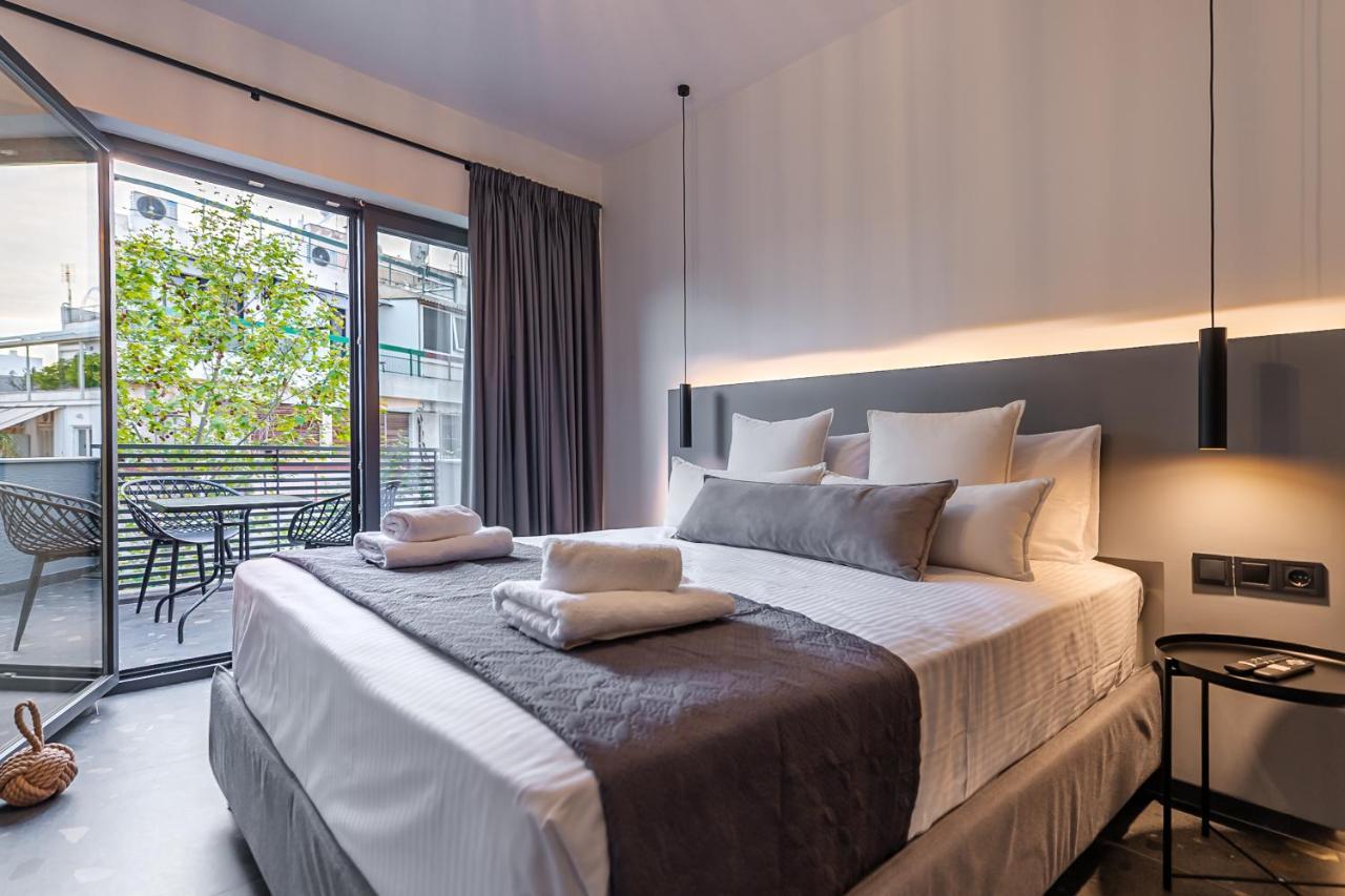 Furla Suites Атина Екстериор снимка