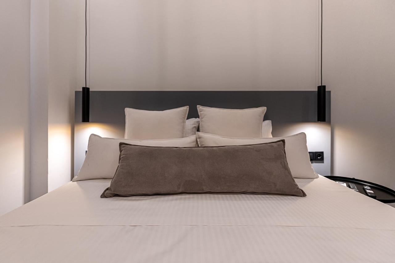 Furla Suites Атина Екстериор снимка
