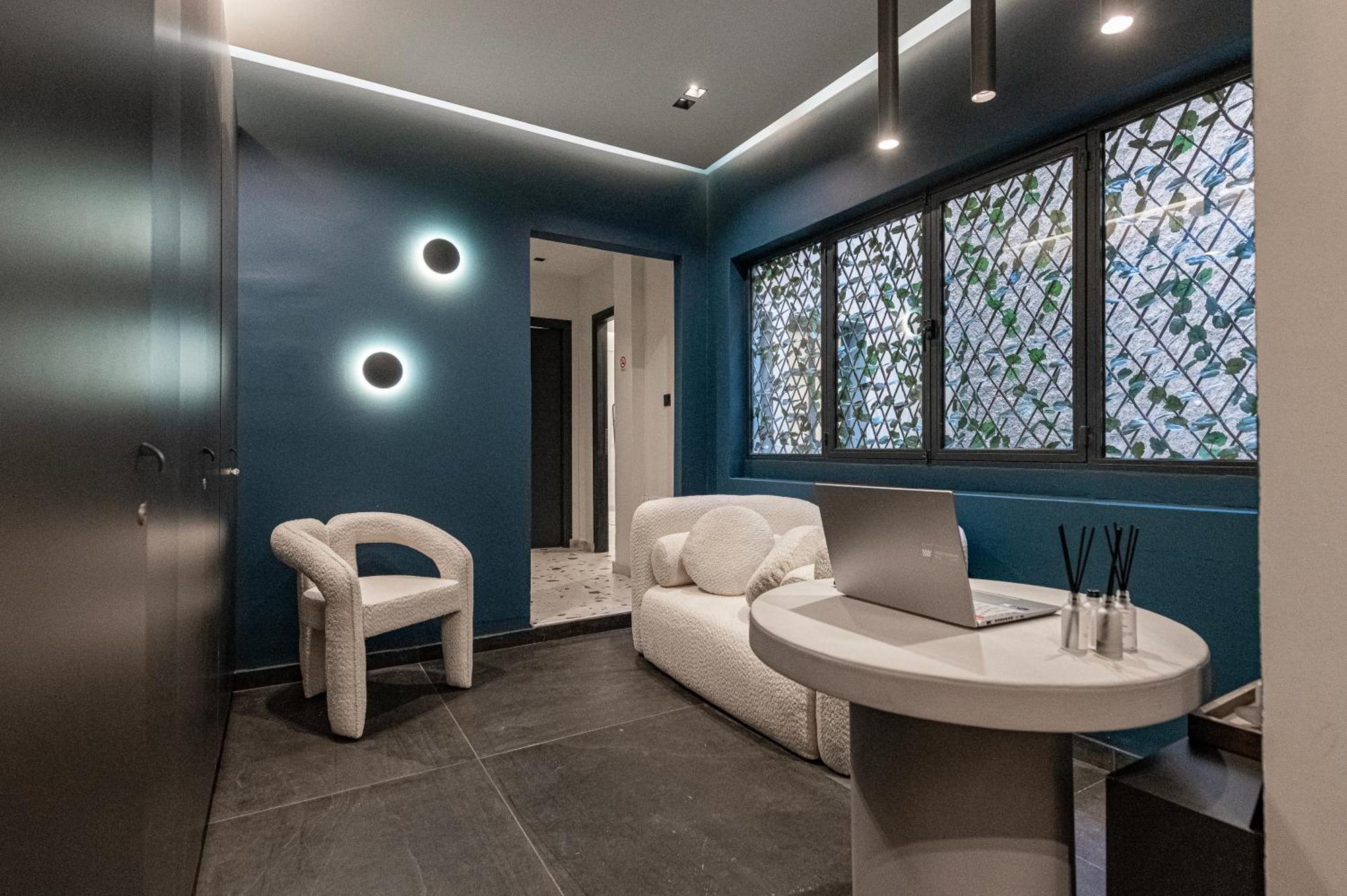 Furla Suites Атина Екстериор снимка