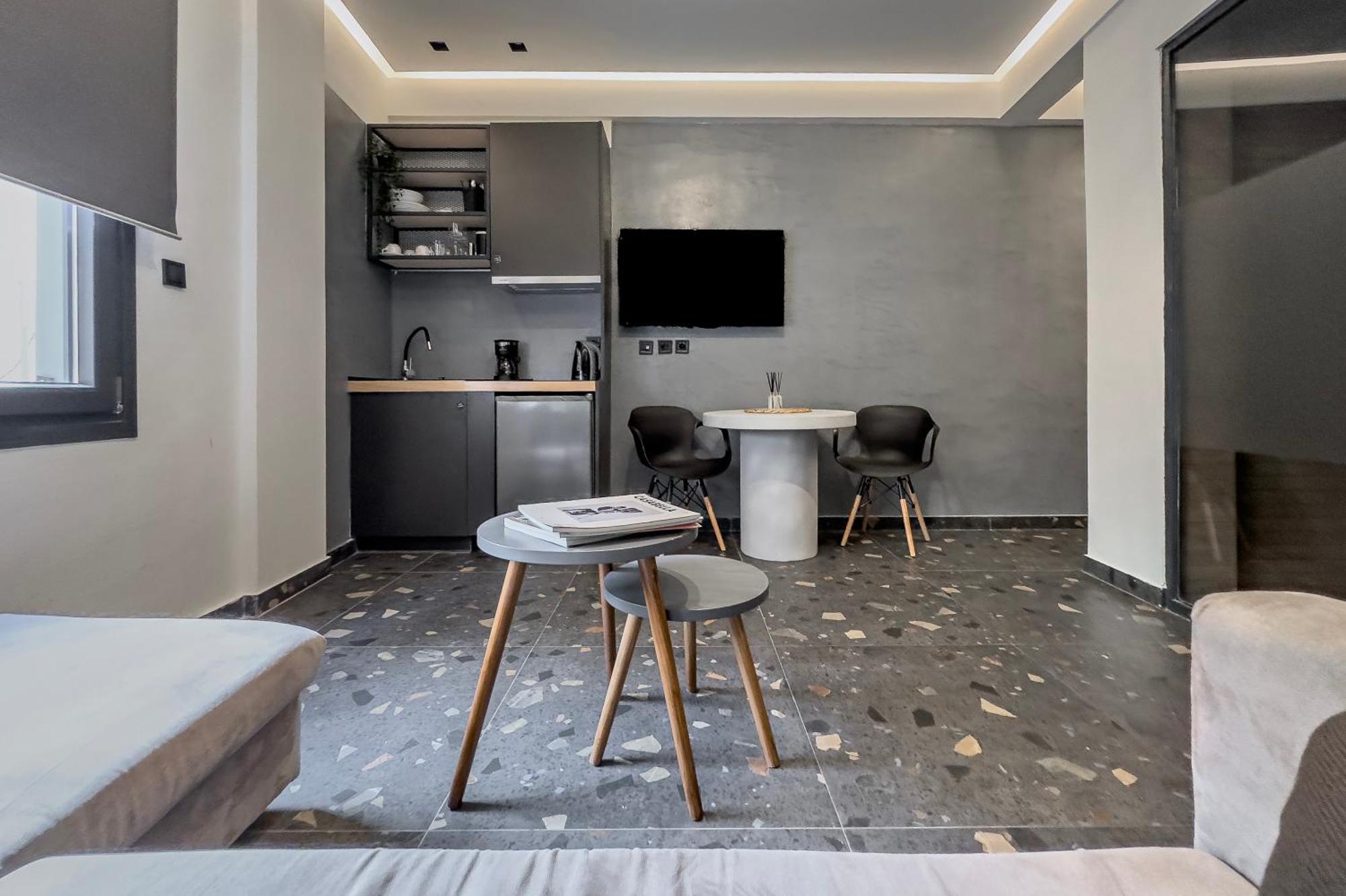 Furla Suites Атина Екстериор снимка